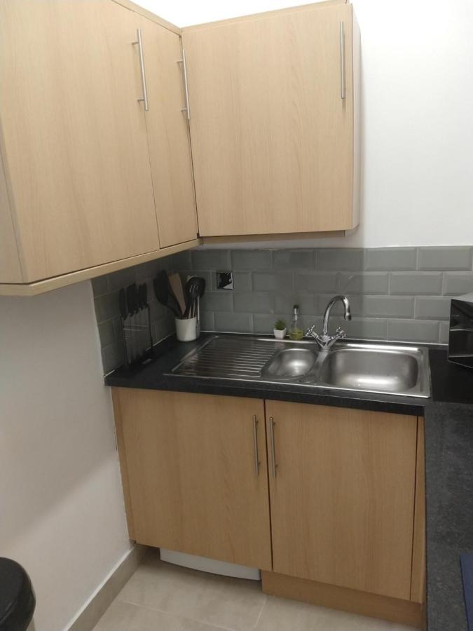 Saints 2 Bed In With Parking Holiday home *