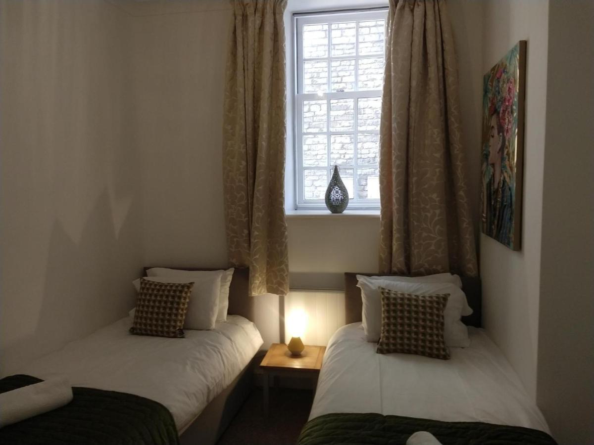 Saints 2 Bed In With Parking Holiday home Stamford